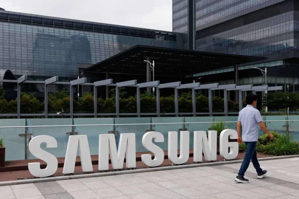 Samsung Family Member Launches $2.1 Billion Share Sale to Cover Inheritance Tax