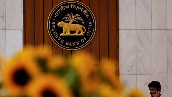 India’s Central Bank Holds Rates as Iran War Raises Inflation Risks